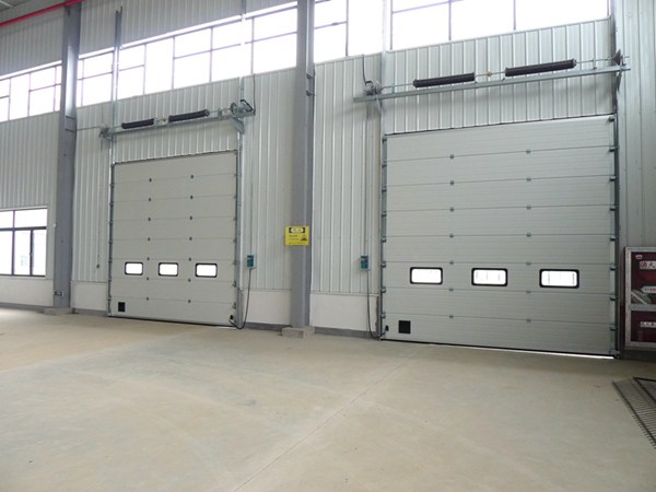 電動提升門是否有國家規定的相關標準?插圖2 垂直提升門