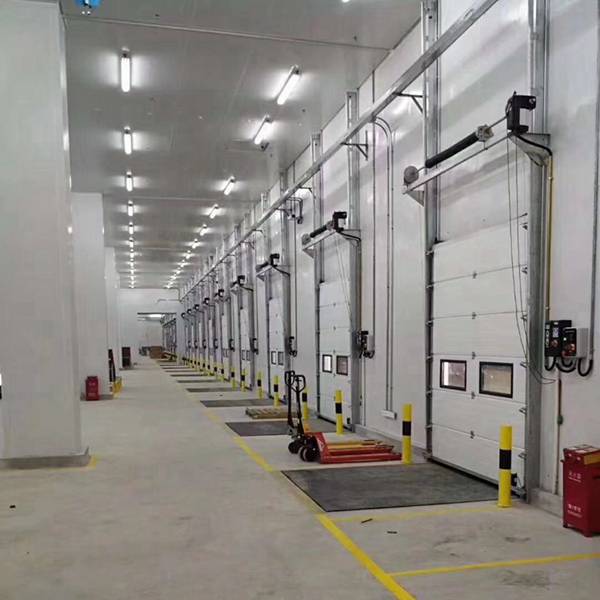 醫(yī)藥倉(cāng)庫(kù)升降門(mén)為何首選提升門(mén)?——美高門(mén)業(yè)為您解析專(zhuān)業(yè)解決方案插圖7 醫(yī)藥倉(cāng)庫(kù)升降門(mén)為何首選提升門(mén)?——美高門(mén)業(yè)為您解析專(zhuān)業(yè)解決方案插圖7